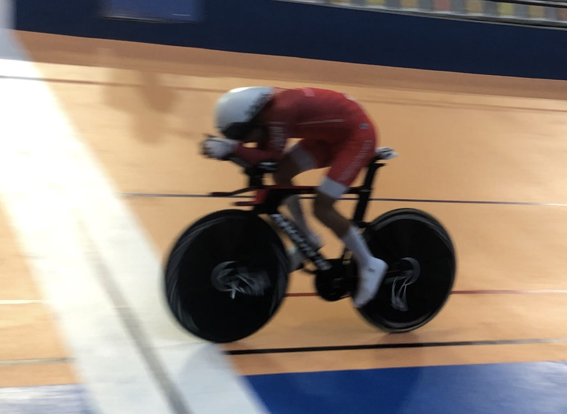 Entrevista con el ciclista EDU SANTAS